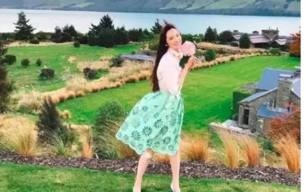 六年生四胎，吴佩慈这豪门媳妇还没转正吗？