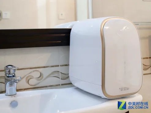 洗脸神器 A.O.史密斯保湿洗脸软水机