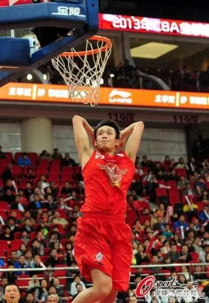 丁彦雨航带队打进半决赛，获得总决赛mvp的机会大吗？