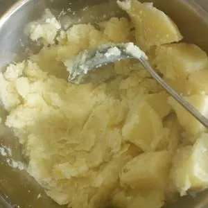 正宗会泽炸洋芋配方