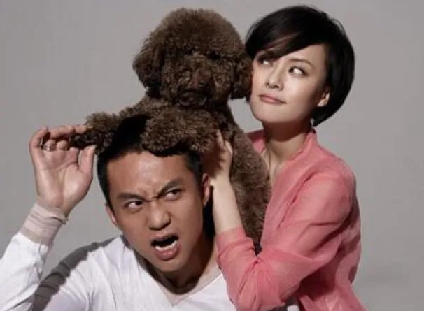 庆生照中邓超和孙俪宛如两代人，邓超只比孙俪大三岁为何会这么苍老？