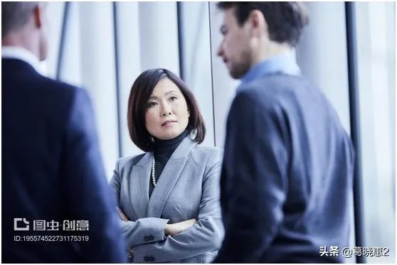 新任的单位一把手，如何看待主动靠近你并积极汇报的下属人员？