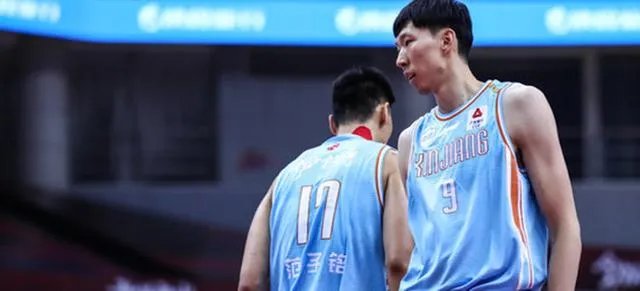 首钢和新疆队比赛中，得分状态最好的林书豪在末节坐冷板凳，这是怎么回事？
