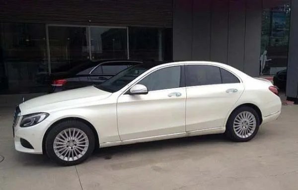 奔驰C200报价是多少？目前值得入手么？