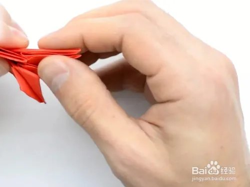 用一毛钱一张的彩纸如何折叠八脚大闸蟹