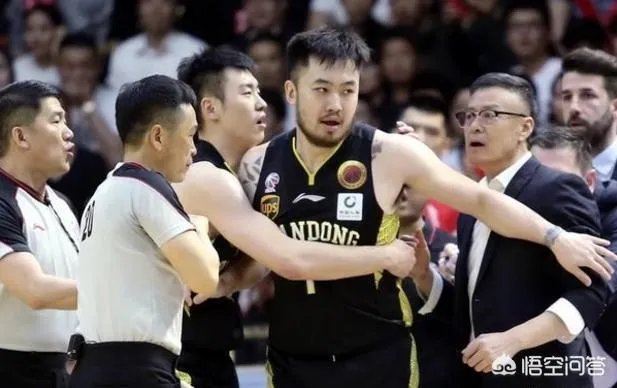 山东高速与浙江广厦的半决赛刚开始,睢冉就被罚下,对此你怎么看?