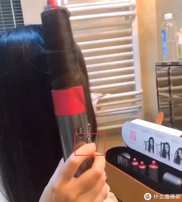从开箱到使用,实测戴森卷发棒的使用效果