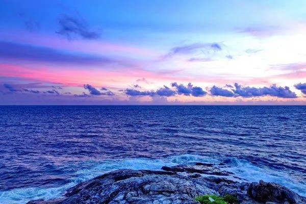 为何泰国普吉岛3000家酒店关闭?