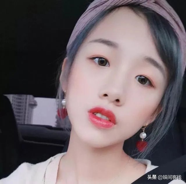 kakakaoo网红阿沁是怎么火起来的？