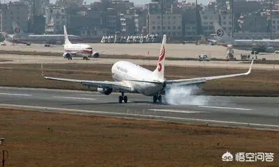 客机为救人空中放油30吨，大家对这件事怎么看？