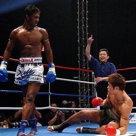 安东尼马库斯的人物经历