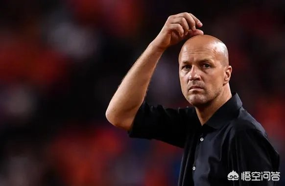 中超第17轮，小克鲁伊夫首秀，鲁能2-0重庆继续紧追国安，如何评价这场比赛？