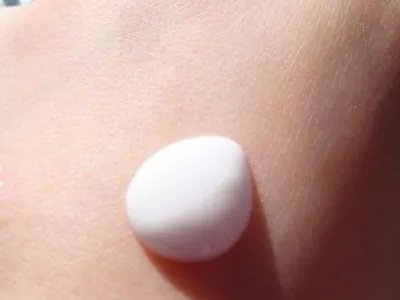 卸妆液的成分是什么？