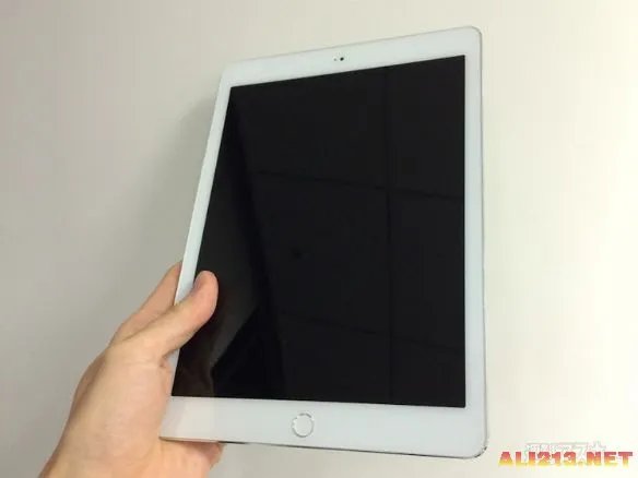 iPad Air 2工程样机曝光：和iPad Air1代对比一次看个够