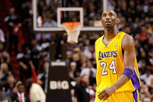 有关于瓦妮莎代表科比出席名人堂典礼一事,你怎么看?