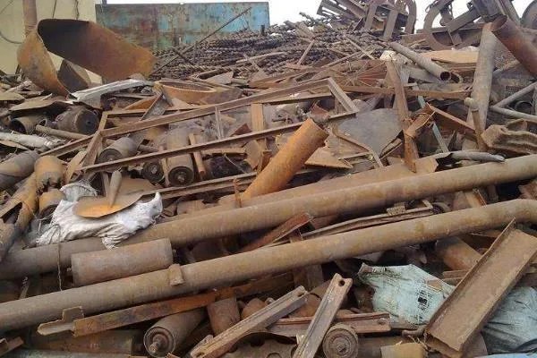 现在的废铁能卖多少钱1斤？