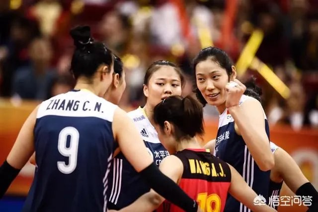 女排世锦赛中荷大战第三局,朱婷为什么罕见动怒,袁心玥还一旁尬笑,当时发生了什么?