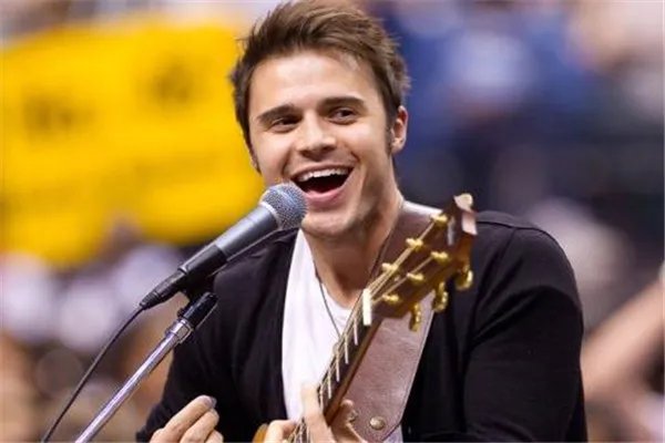 美国十大选秀男明星排行榜 亚当兰伯特发展最好，大卫库克上榜