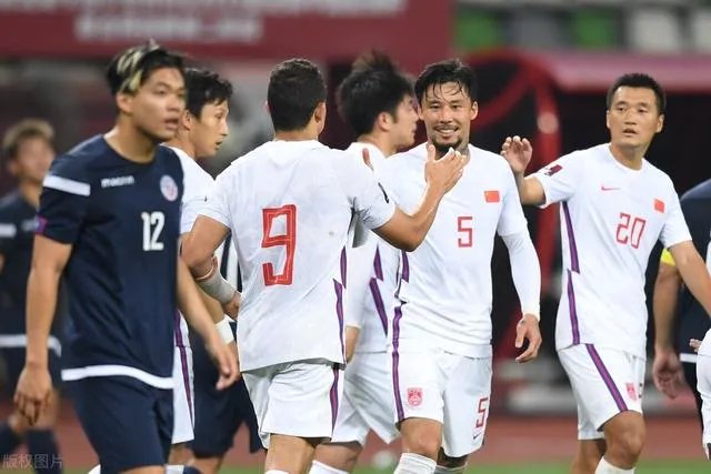 重磅官宣！国足40强赛主场没了！已订好票的球迷们怎么办？