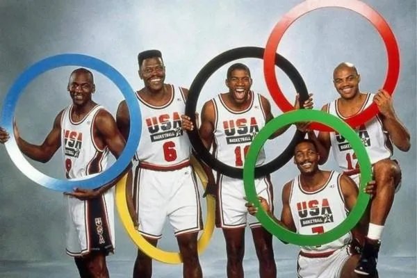 为什么美国男篮叫梦之队？是出于什么原因来说的？