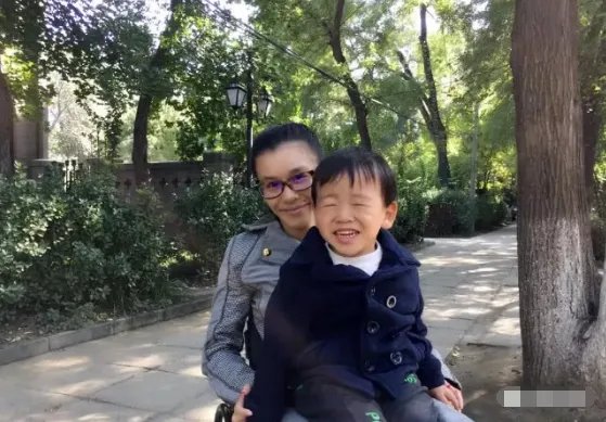 桑兰摔伤赔了多少钱