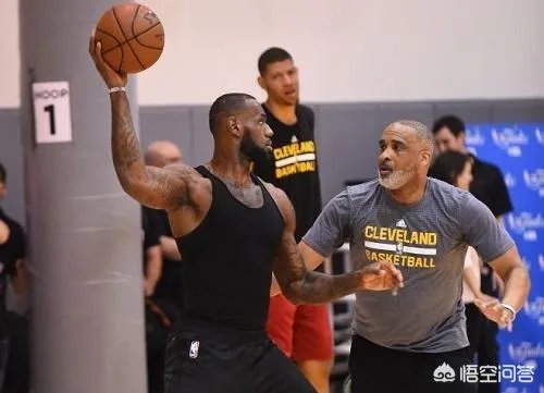 湖人双喜临门!浓眉宣布退出美国男篮安心备战新赛季,助教团再有大咖加盟,你怎么看?