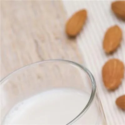 纯牛奶什么时候喝最好