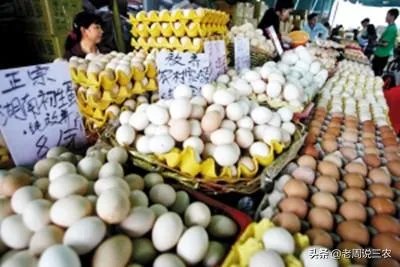 今年什么行情，鸡蛋跌回几年前的价格了，鸡蛋成了白菜价？