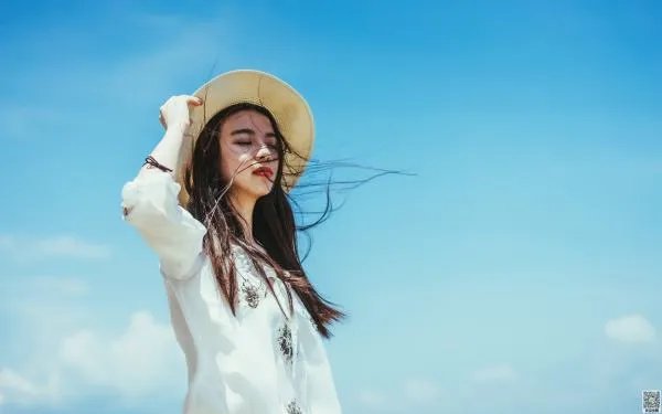 飞儿乐队主唱詹雯婷被前男友踢出队，办公室恋情最终都会失败吗？