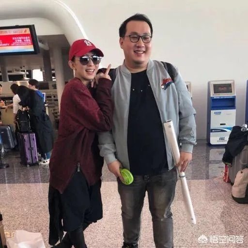 为什么戴佩妮演唱会因为男歌迷演唱车祸而意外大火？