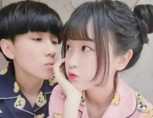 王乐乐杨清柠怎么回事：杨清柠为什么会封