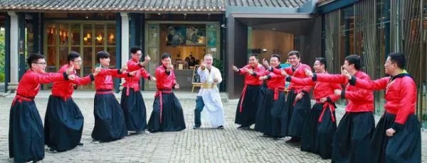 如何组织好公司的团建活动？