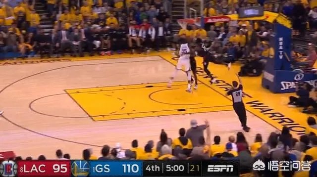 火爆！杜兰特怒推贝弗利，双双被驱逐，当时发生了什么？