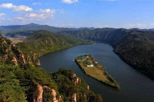 国内有哪些景区的玻璃栈道发生过事故？