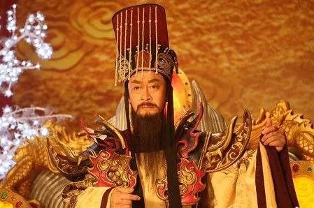 《封神演义》中，鸿钧、昊天、女娲之间究竟有没有隶属关系？究竟谁的势力最大？