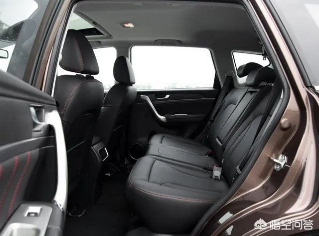 车身尺寸差不多，为什么有人说新远景SUV的车内空间A爆了哈弗M6？