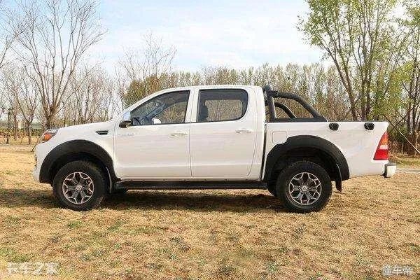 有没有比较适合越野的皮卡车？