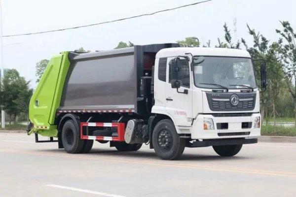 垃圾环卫车一般多少钱