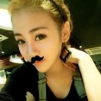 有女生长胡子的吗，最好上图