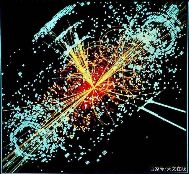 东亚杯国足1-2不敌日本的比赛中，央视直播中途黑屏，发生了什么？