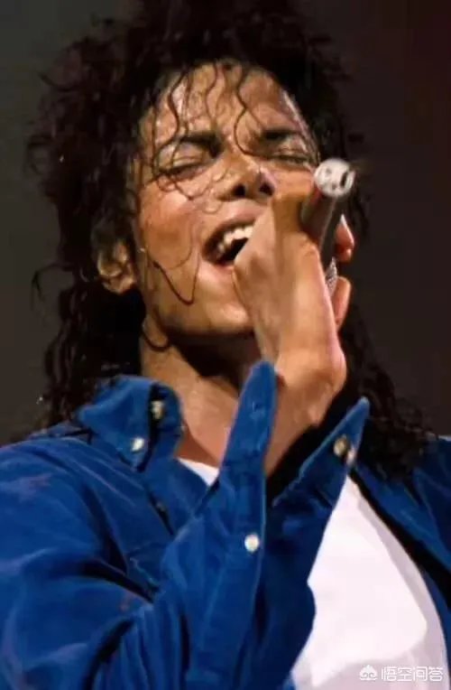 为什么全世界有成千上万人模仿迈克尔杰克逊跳舞，却很少有人模仿他唱歌？