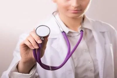 执业医师贺银成与昭昭