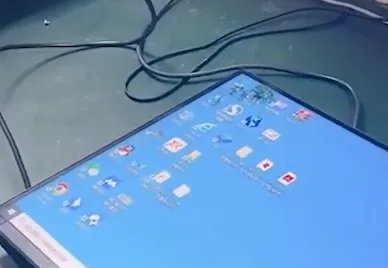 海口女子电脑误被洒奶茶蚂蚁屏内筑巢，是电脑的设计有问题吗？