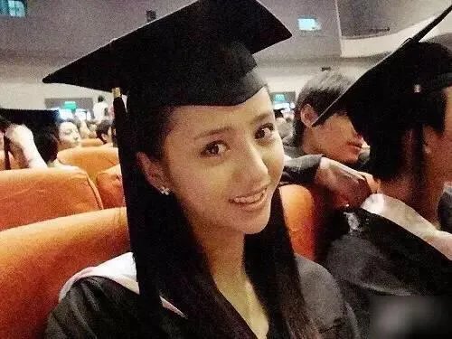 扒一扒明星毕业照，看看明星的颜值是如何“疯狂生长”的？