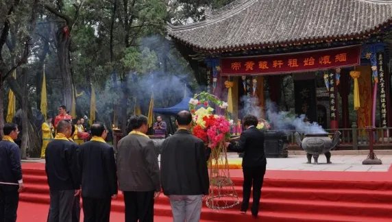 祭祖的规矩和仪式分别是？