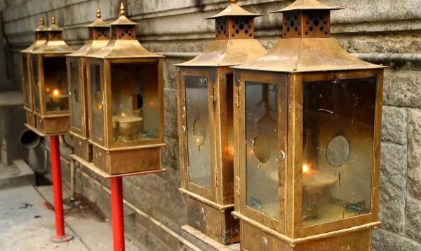 古墓中的长明灯能燃千年,这背后是哪样的原理?