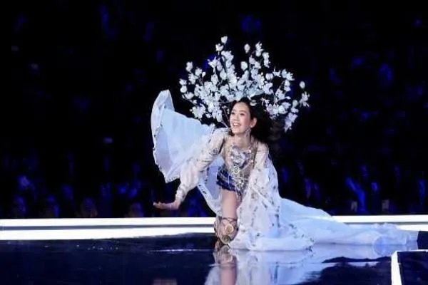 奚梦瑶被说是维多利亚的真相,真相到底是什么?