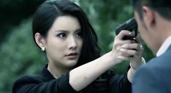 《守卫者浮出水面》人物结局是怎样的？