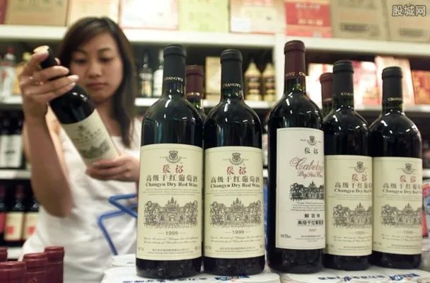 红酒品牌排行榜前十名 口感好又不贵的红酒