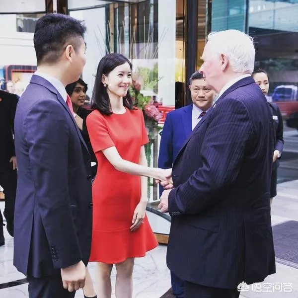 刘强东到底有多宠奶茶妹妹？